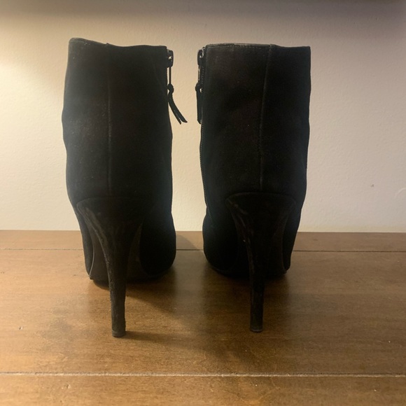 Stuart Weitzman Bootie - Picture 4 of 6